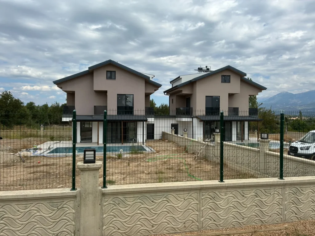 541 m² Residential-Zoned Plot for Sale in Çaykenarı, Seydikemer – 36.505358845132065, 29.320621490478516 – photo 5