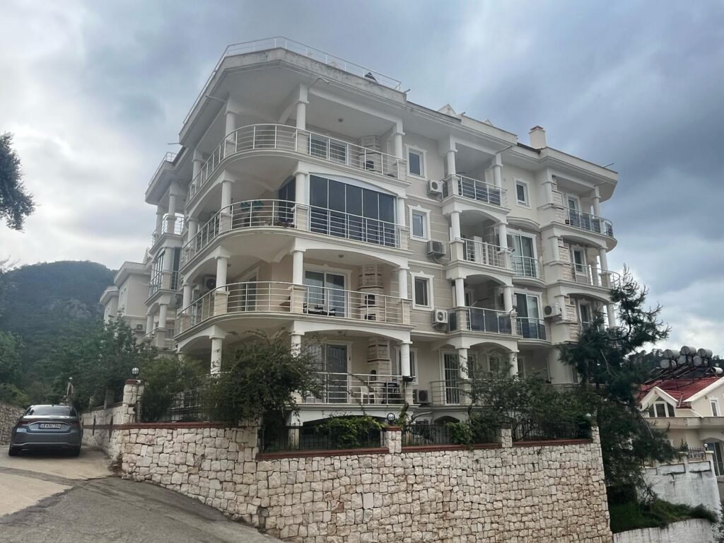 3+1 Duplex Flat with Communal Pool in Taşyaka – Muğla / Fethiye / Patlangıç Mh. – photo 1