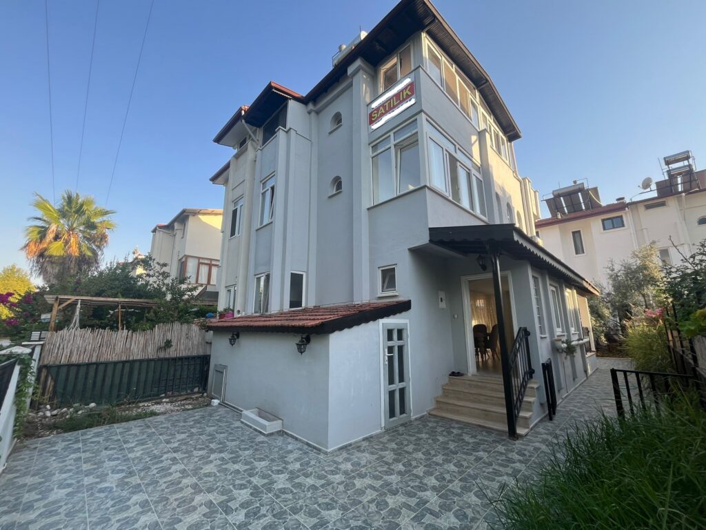 3+1 Triplex Semi-Detached Villa near Çalış Beach – Muğla / Fethiye / Çiftlik Mh. – photo 5